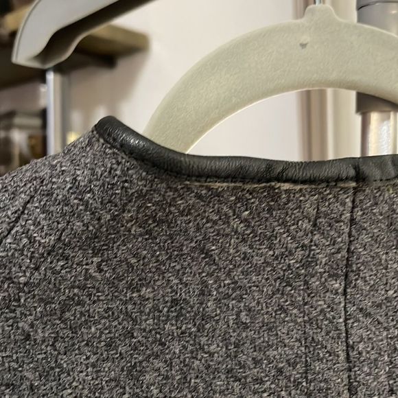 Laila’s Wool Cape Coat - Picture 11 of 12